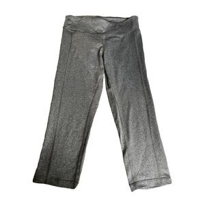 Old Navy Active Wear Gym Gray Capri Leggings Size Small EUC #2897